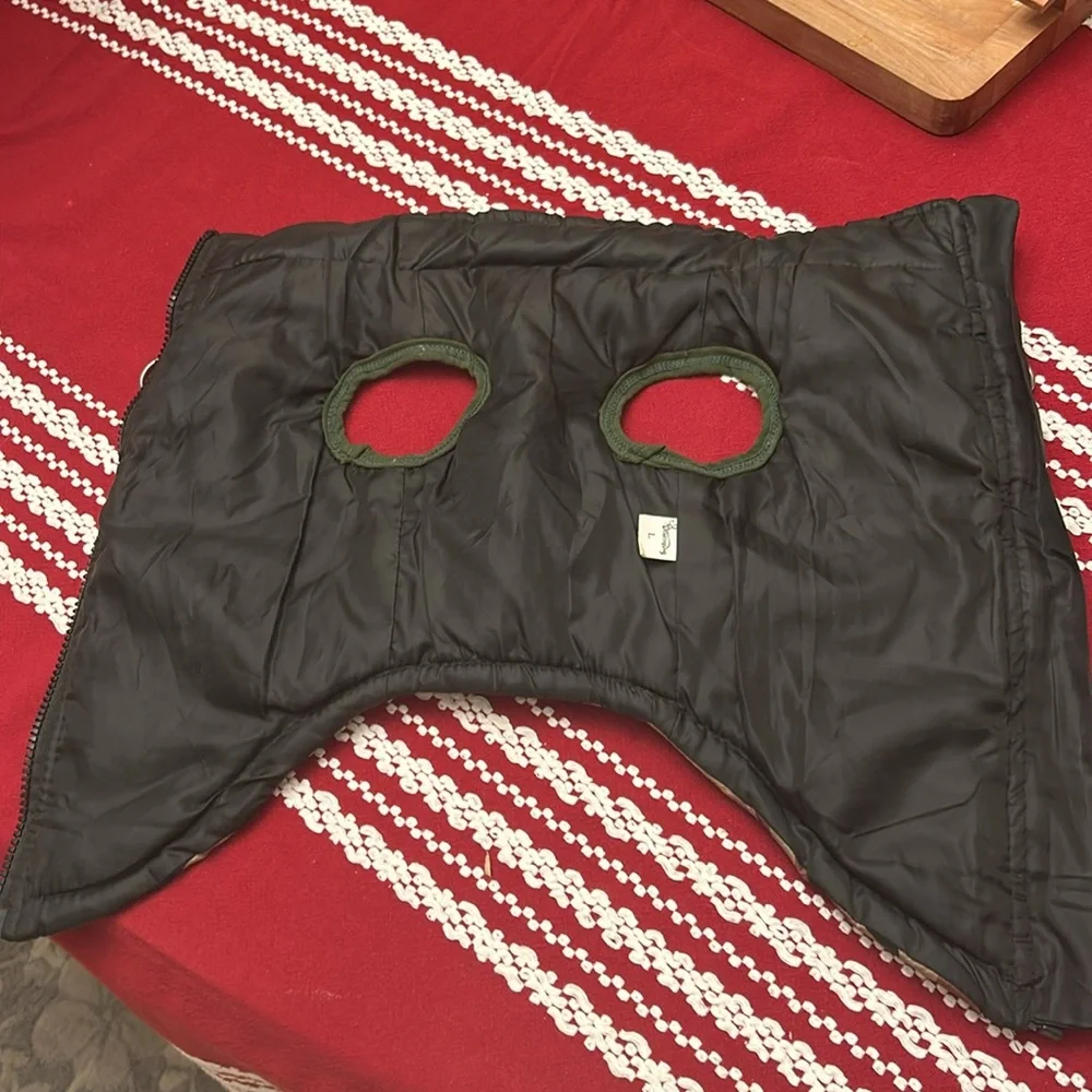 Camo Puffer Vest for Small Dog - Picture 5 of 6